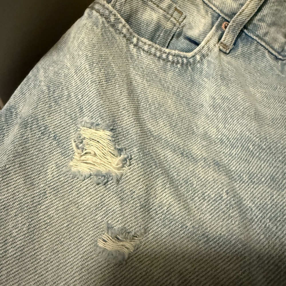 NEW!! PacSun buttonfly light wash distressed dad jeans size 23 - Picture 6 of 8
